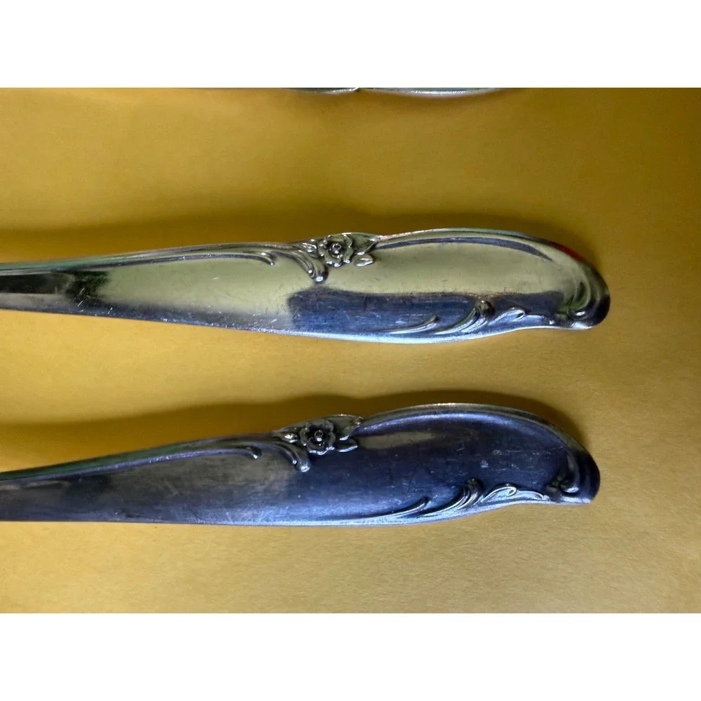Wm Rogers Mfg Co Spoons Set 8 Silver First Love‎ Good Oval Soup Teaspoon Floral